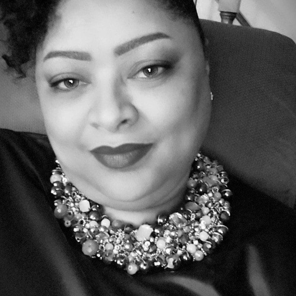 Meet your Posher, Gwen